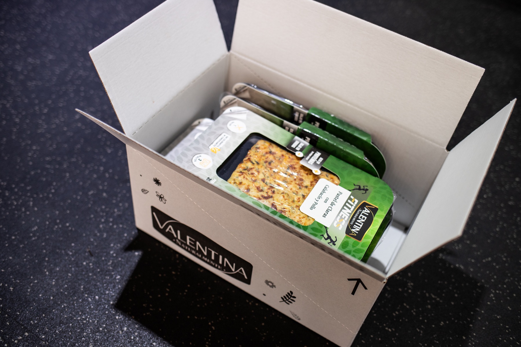 Caja de pedido Valentina Fitness abierta